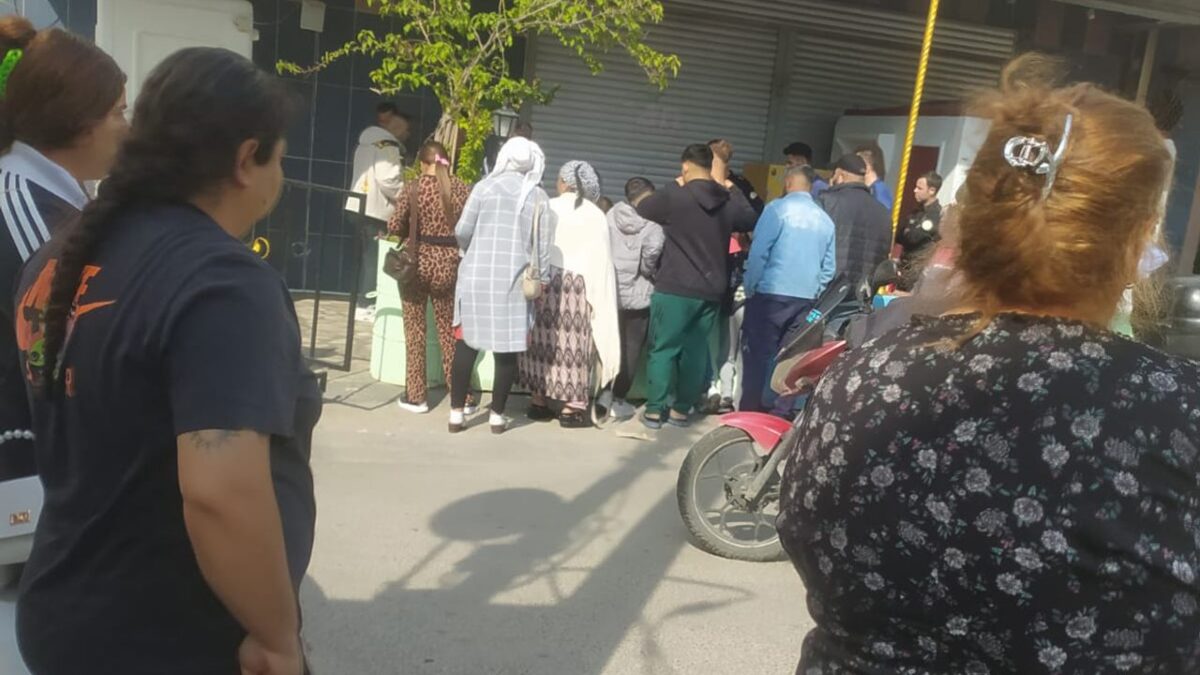 İzmir’de dehşet… Polis noktasının dibinde kadın cinayeti! İzmir’de dehşet… Polis noktasının dibinde kadın cinayeti!