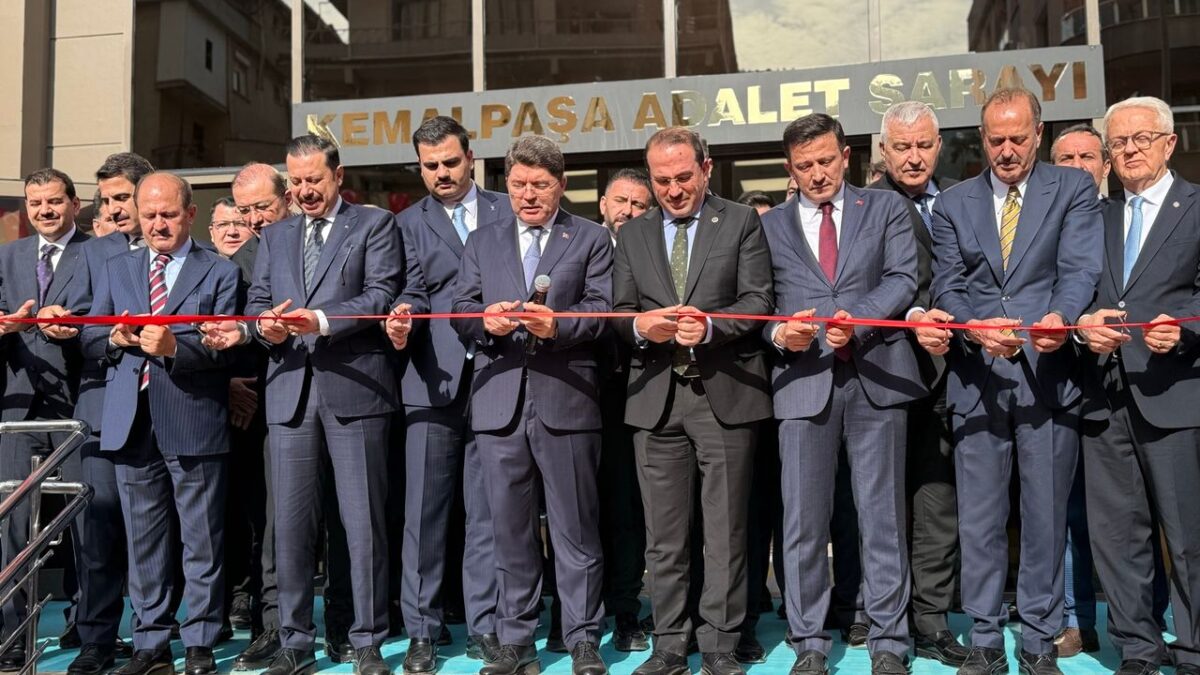 Kemalpaşa Adalet Sarayı açıldı… İzmir’e yeni adliye binaları yolda! Kemalpaşa Adalet Sarayı açıldı… İzmir’e yeni adliye binaları yolda!