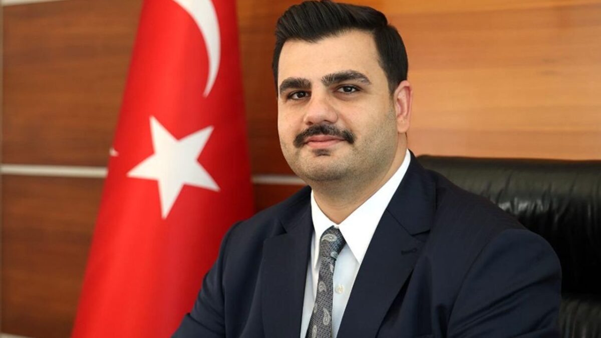 AK Partili İnan: Devletimiz güçlü, Foça yalnız değildir