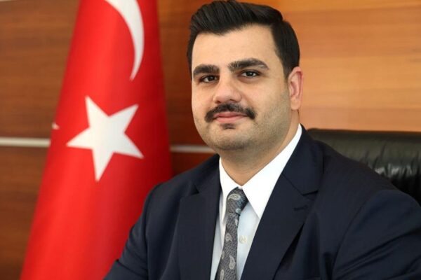 AK Partili İnan: Devletimiz güçlü, Foça yalnız değ... AK Partili İnan: Devletimiz güçlü, Foça yalnız değ...