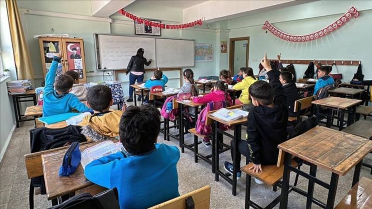 İlköğretim müfredatında değişiklik: “Bilinçli tüketicilik” dersi ekleniyor