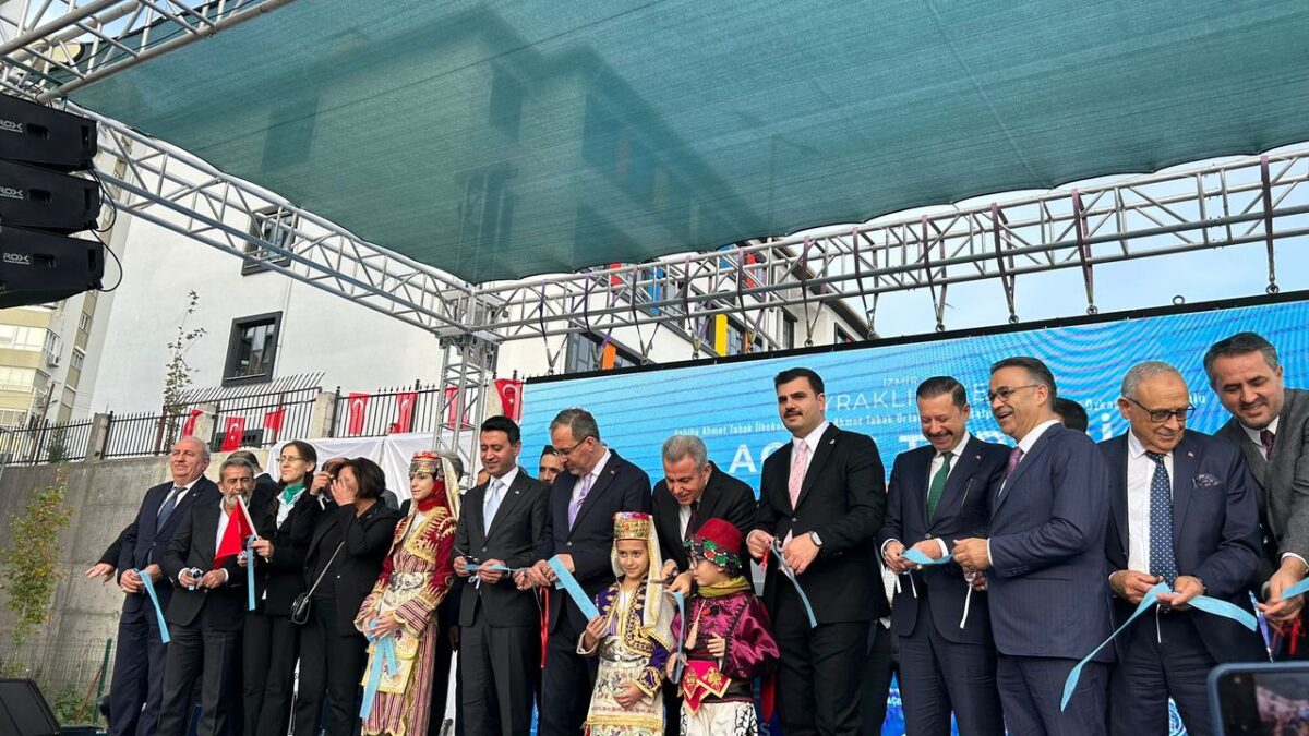 Bayraklı’ya 4 okul birden! Bayraklı’ya 4 okul birden!