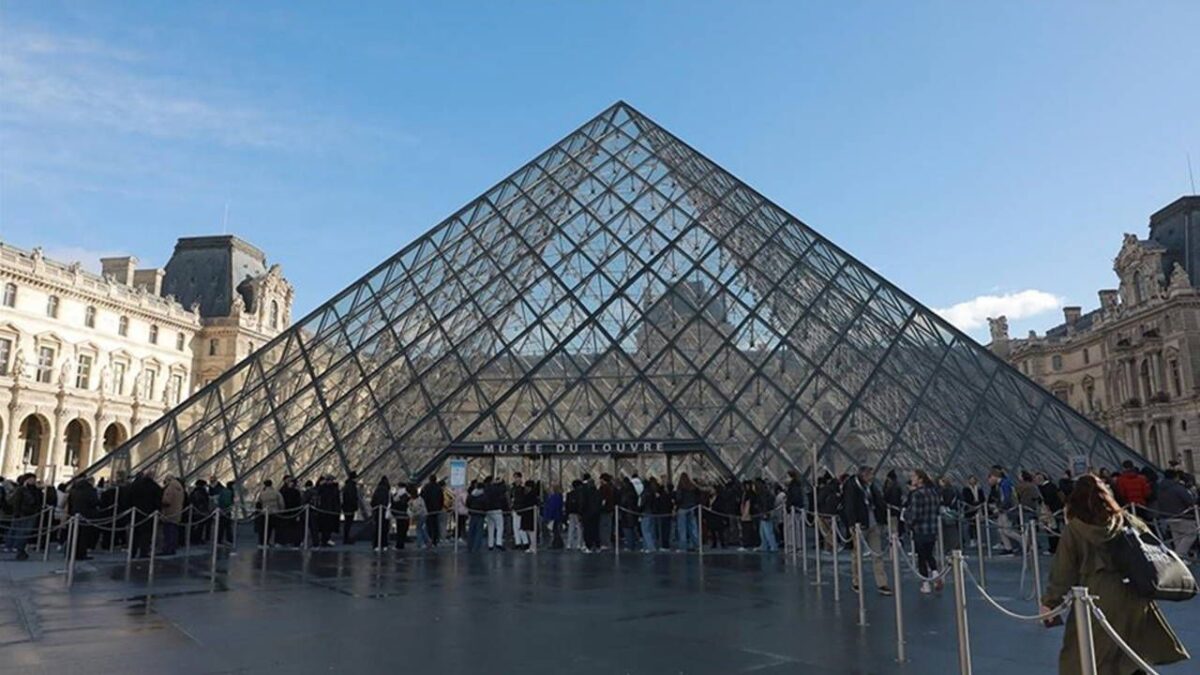 Louvre Müzesi soygununda yeni gelişme!