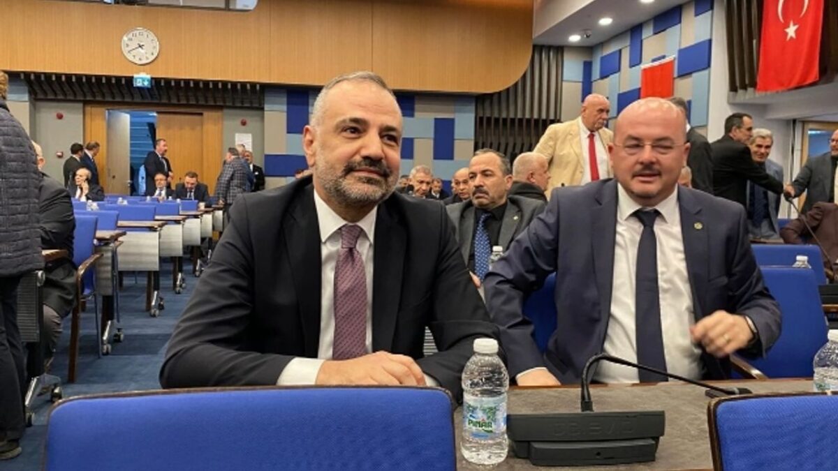Mahkemeden izin çıkmadı… Aslanoğlu’nun İZTO üyeliği düştü! Mahkemeden izin çıkmadı… Aslanoğlu’nun İZTO üyeliği düştü!