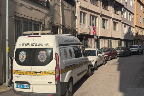 Sevgili dehşeti: 75 bıçak darbesiyle katledildi! Sevgili dehşeti: 75 bıçak darbesiyle katledildi!