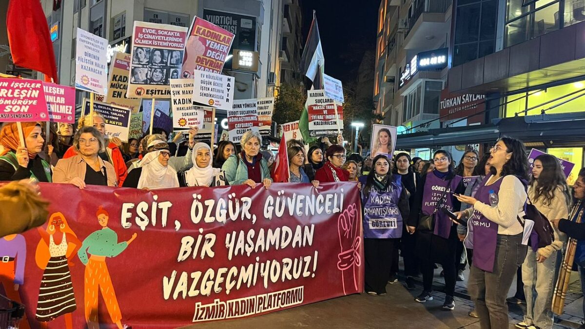 İzmir’de 25 Kasım isyanı… Kadınlar sokağa indi!