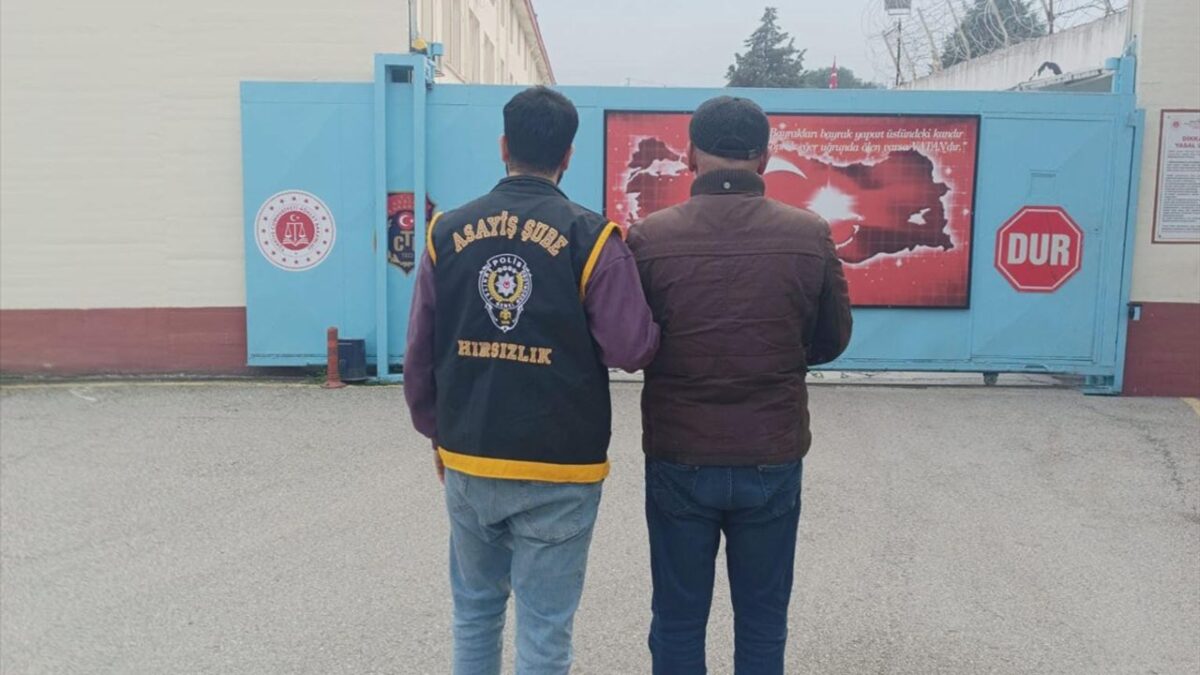 Cezaevinden izinli çıkmıştı… Hırsızlık yaparken yakalandı!