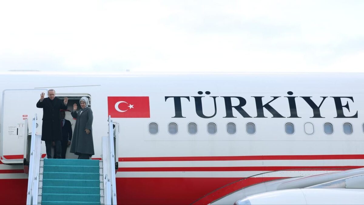 Cumhurbaşkanı Erdoğan, Türkmenistan’a gitti