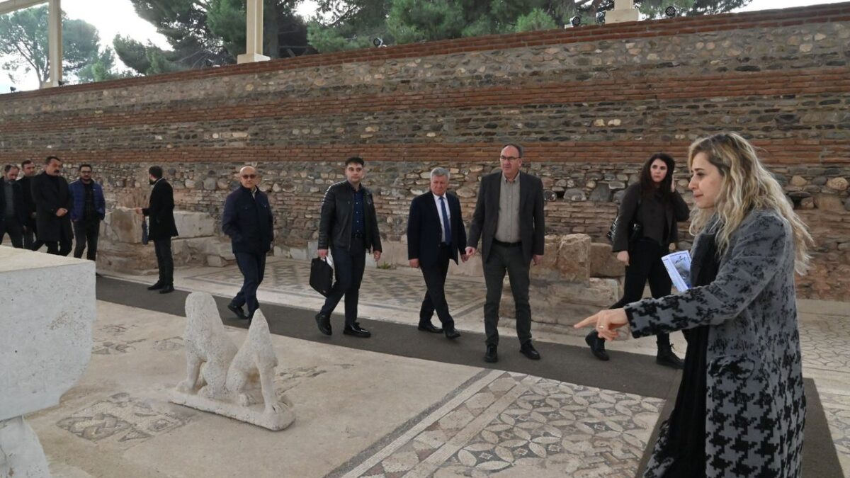 Turizm ve Eğitim Komisyonlarından Salihli’de inceleme Turizm ve Eğitim Komisyonlarından Salihli’de inceleme