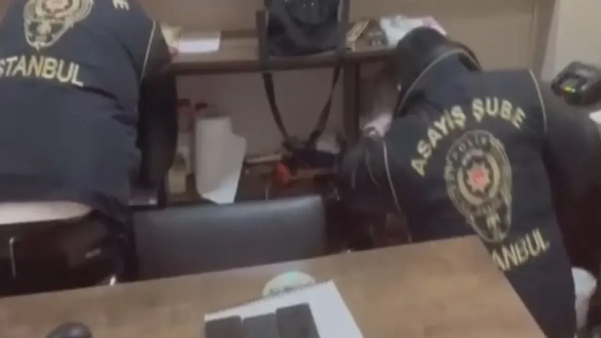 İstanbul’da fuhuş ve kumar operasyonu: 4 gözaltı İstanbul’da fuhuş ve kumar operasyonu: 4 gözaltı