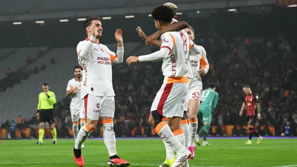 Galatasaray 3 puanı 3 golle aldı!