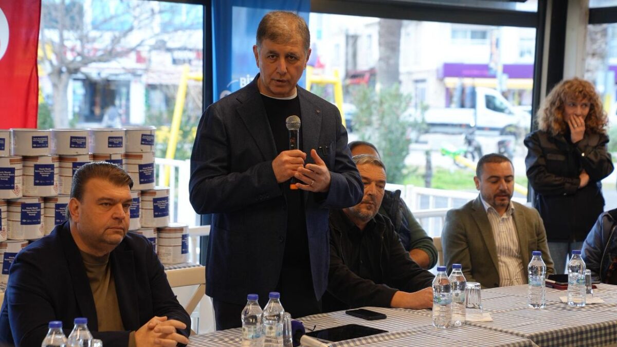 Tugay’dan Seferihisar’da destek mesajı: Üreten herkesin yanındayız! Tugay’dan Seferihisar’da destek mesajı: Üreten herkesin yanındayız!
