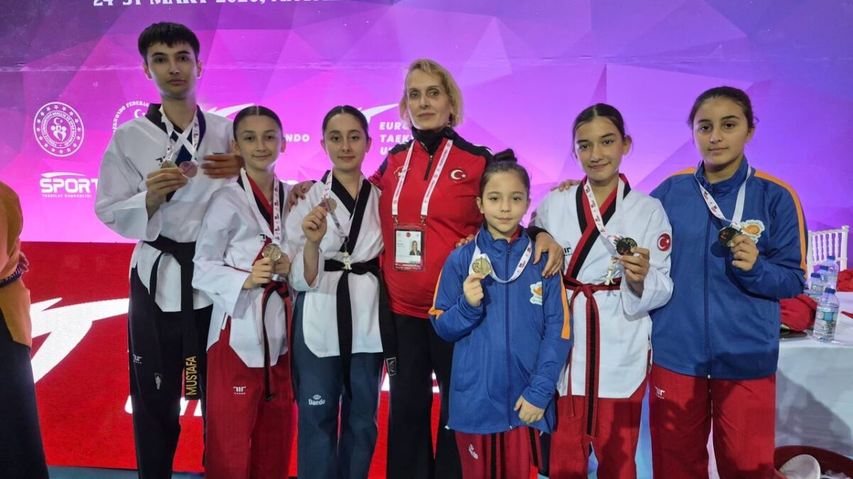 Seferihisar’dan “Taekwondo” zaferi: Uluslararası şampiyonada madalya yağmuru Seferihisar’dan “Taekwondo” zaferi: Uluslararası şampiyonada madalya yağmuru