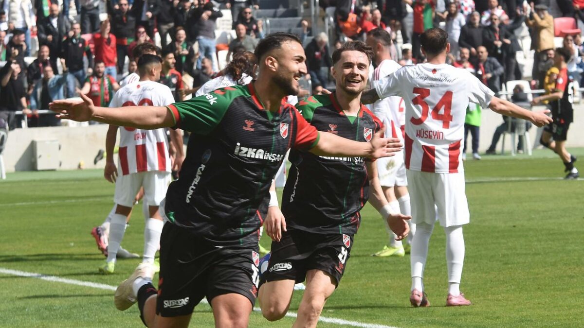 Karşıyaka şan, Bornova can derdinde!