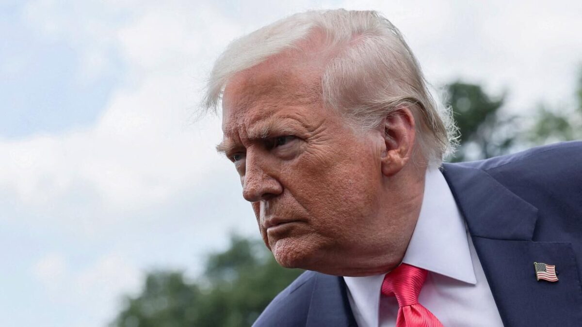 Trump: İran ateşkes istedi Trump: İran ateşkes istedi
