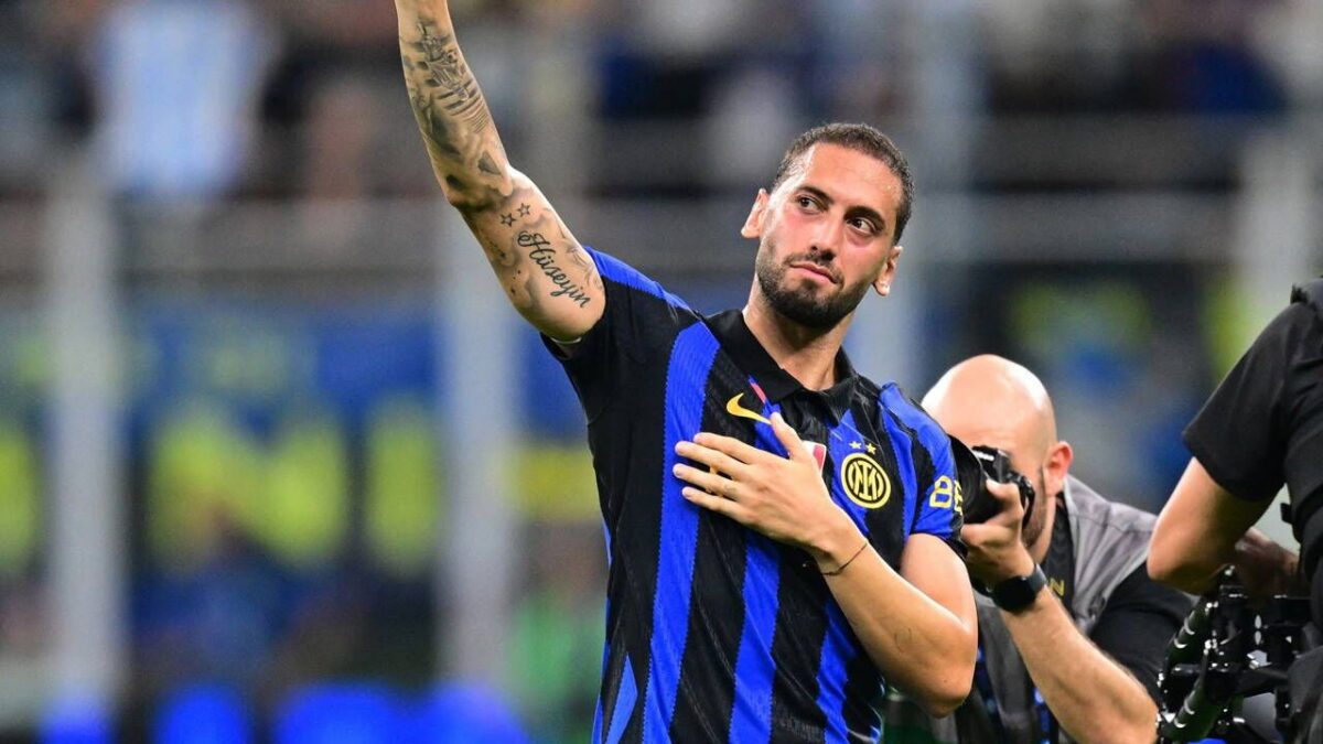 Inter’den Hakan Çalhanoğlu kararı Inter’den Hakan Çalhanoğlu kararı